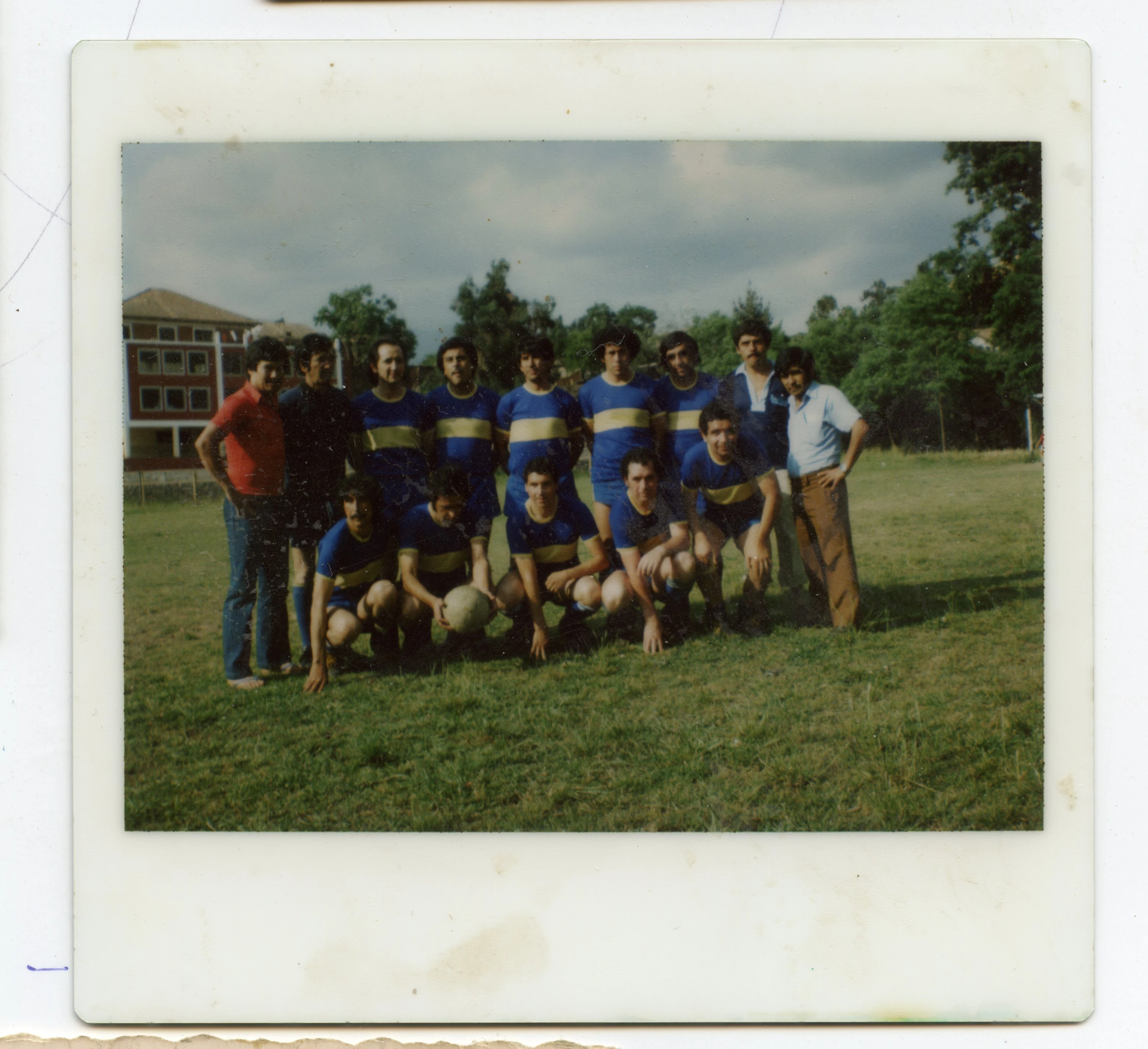 Equipo viejos crack, Circa 1971. Canchas abajo de la iglesia