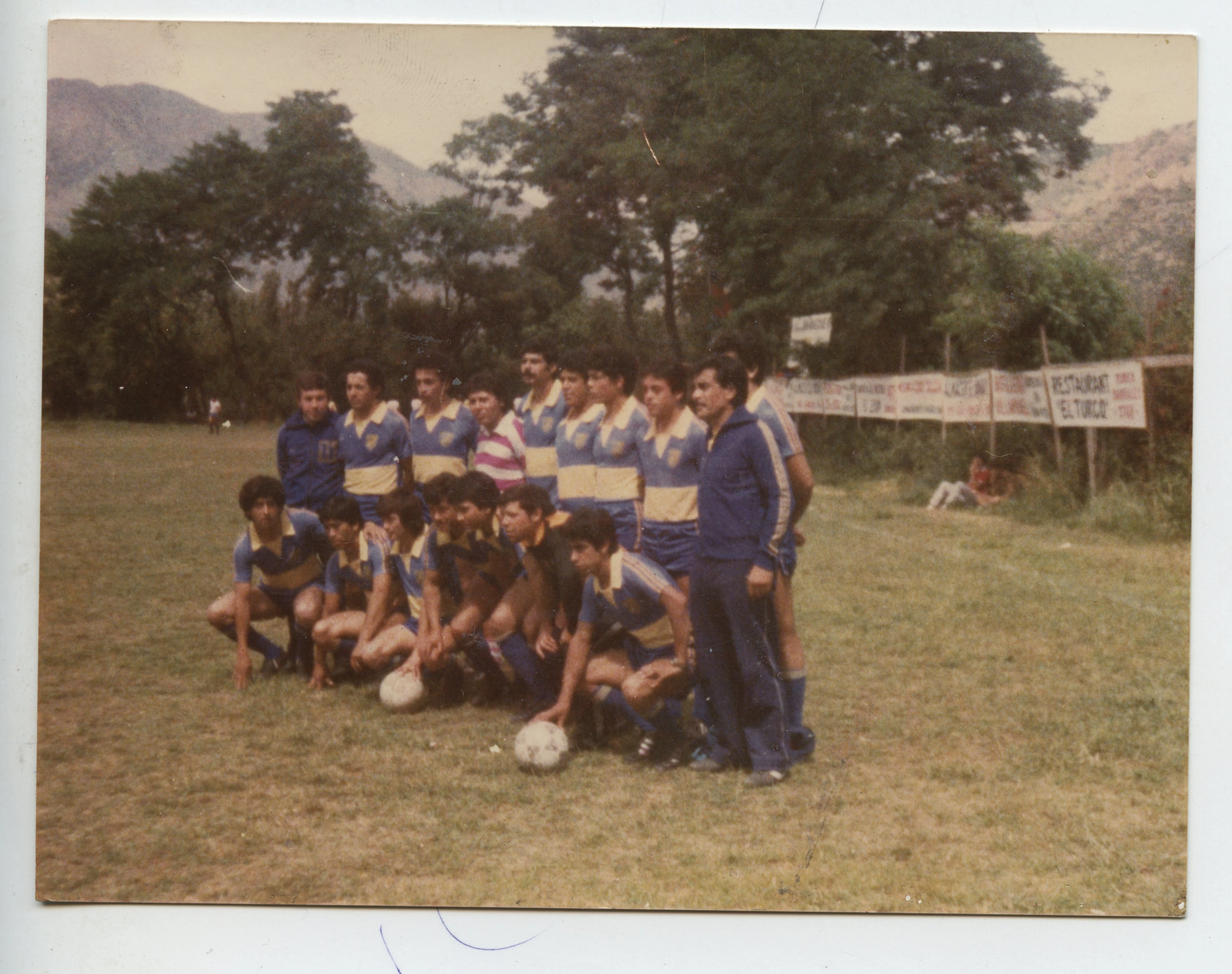 Vista lateral equipo de futbol